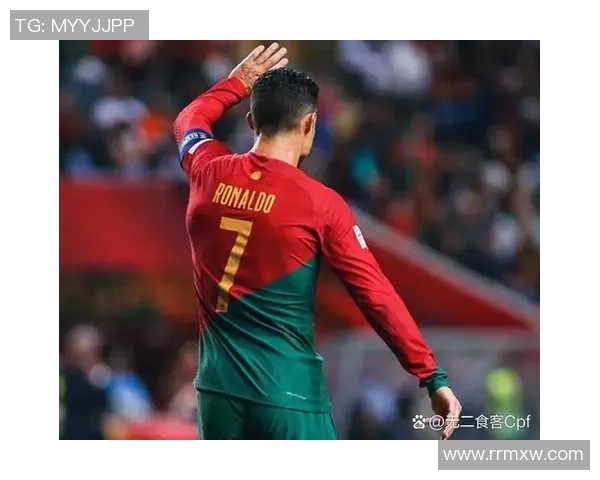 40岁足球天王依旧风采依旧 球场魅力超越年龄的传奇故事