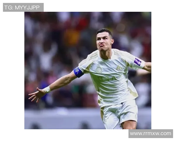 全球足坛传奇球星的崛起与挑战：从梅西到C罗的时代交替与影响