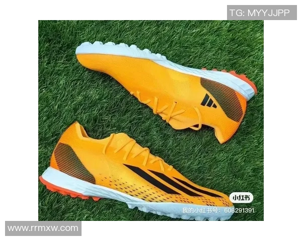 足球明星们的脚下之选盘点 球场上的鞋履如何影响比赛表现