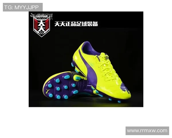 球星脚下的碎钉足球鞋揭秘与潮流趋势分析 球星脚下的碎钉足球鞋揭秘与潮流趋势分析